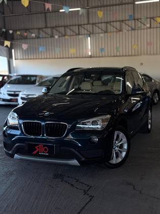 BMW X1 2.0 16V GASOLINA SDRIVE18I 4P AUTOMÁTICO BMW X1 2.0 16V GASOLINA SDRIVE18I 4P AUTOMÁTICO